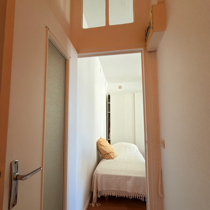 パリ11区ステュディオ