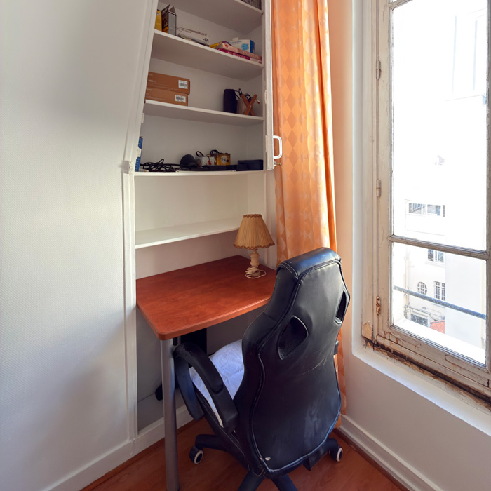 パリ11区ステュディオ