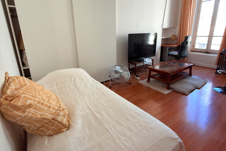 パリ11区ステュディオ